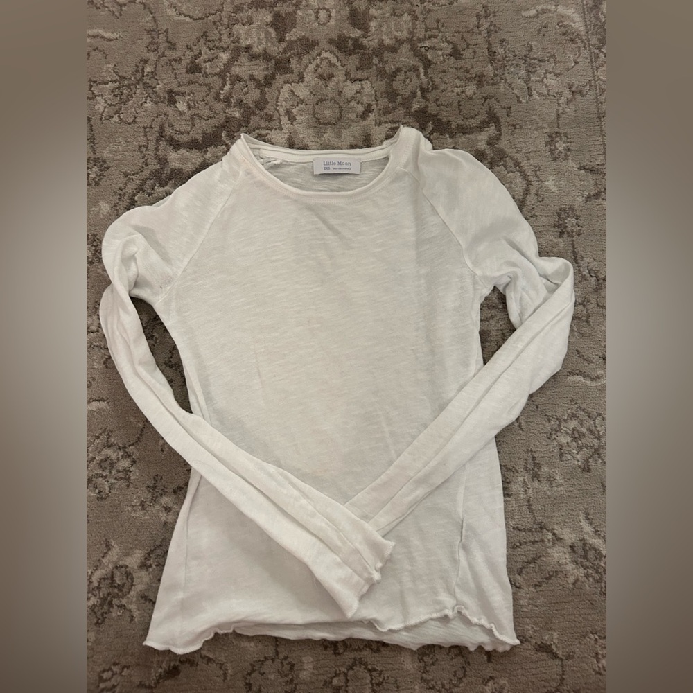 Aritzia Cream Long Sleeve Tee